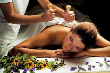 Ayurveda Kapsuły Koga 30 min (masaż lnianymi workami z rozgrzanymi ziołami leczniczymi)